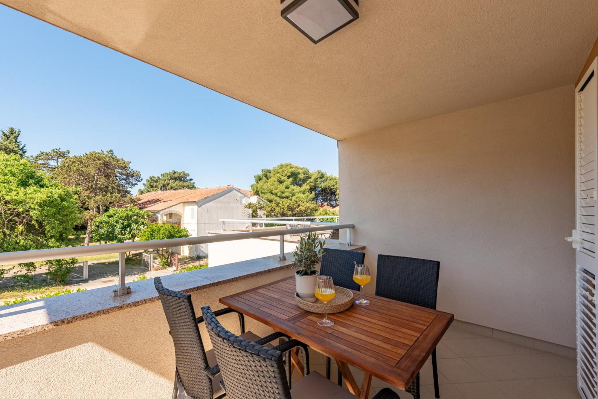 Apartments L&D Biograd Na Moru Luaran gambar