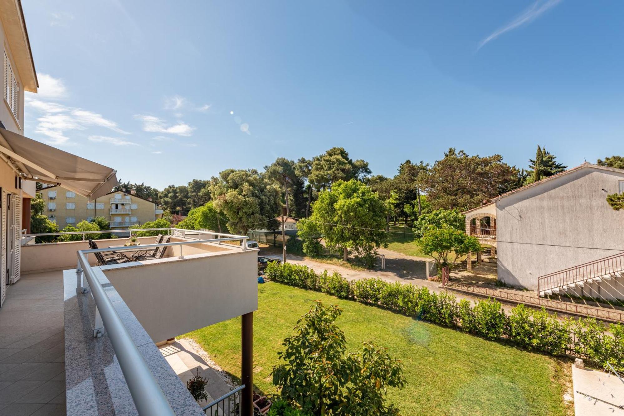 Apartments L&D Biograd Na Moru Luaran gambar