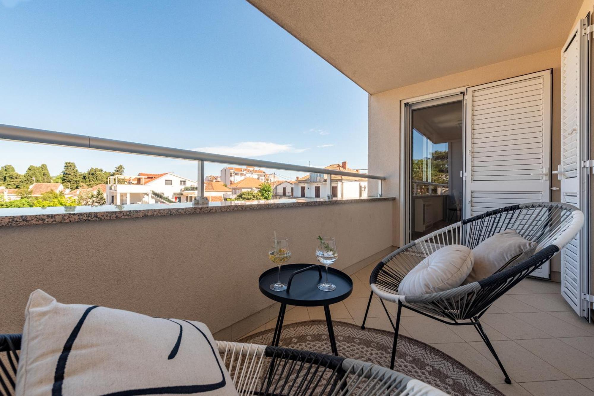 Apartments L&D Biograd Na Moru Luaran gambar